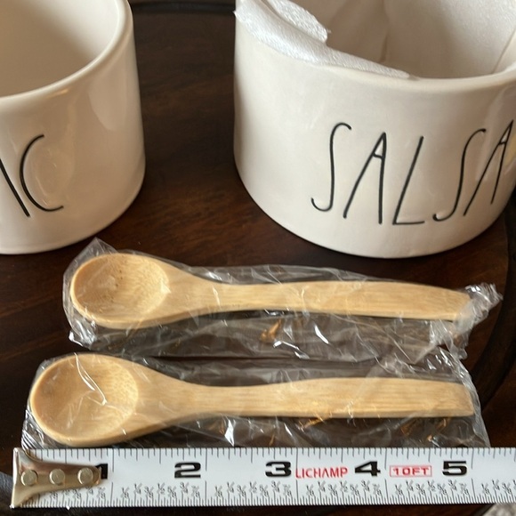 Rae Dunn: Artisan Guac & Salsa Bowl Set- 2 Bamboo Spoons - Picture 15 of 16